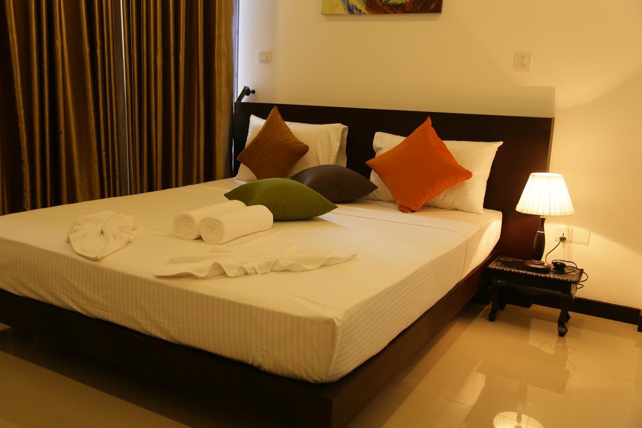 Lochana Beach Hotel Ettukala 외부 사진